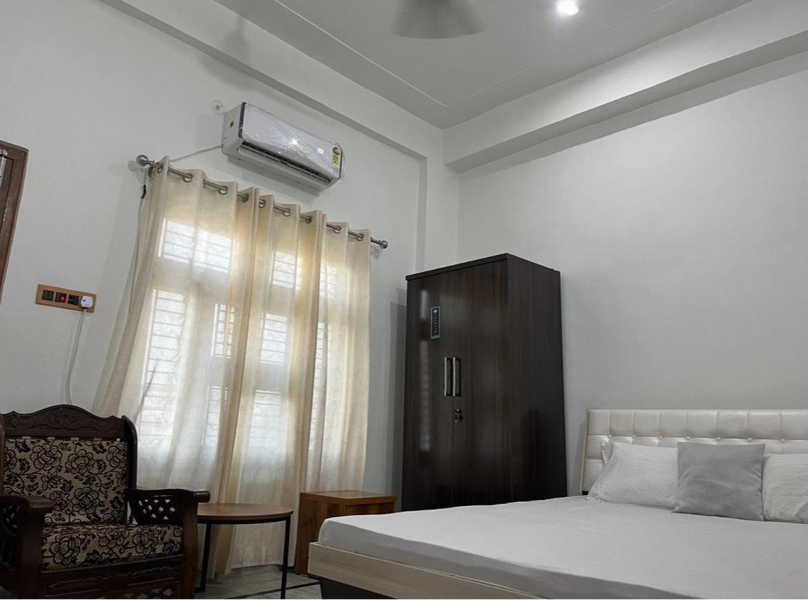 Shri Ram International Home Stay Ayodhya Exterior photo