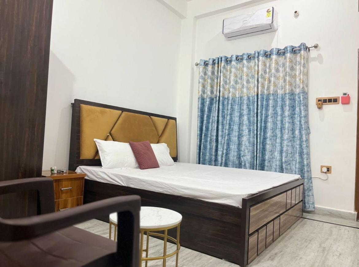 Shri Ram International Home Stay Ayodhya Exterior photo