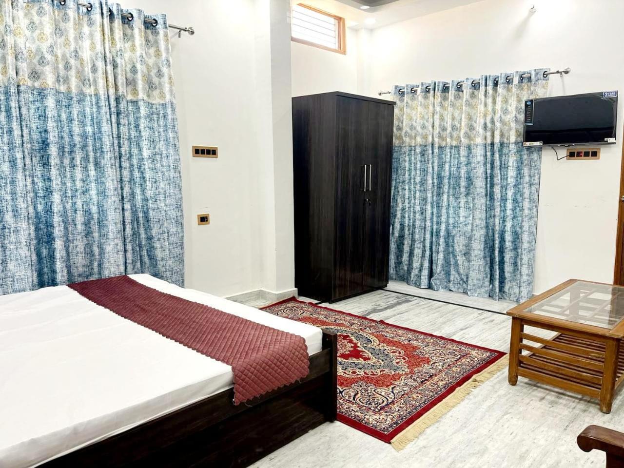 Shri Ram International Home Stay Ayodhya Exterior photo